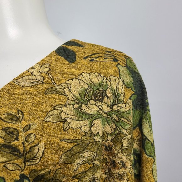 Angela Yellow Flower Knit Top Size M - Picture 3 of 11